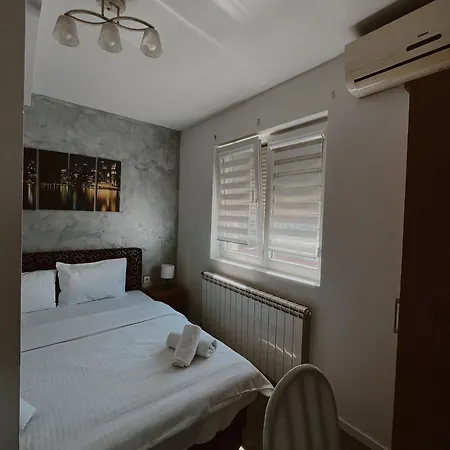 Kengur 3* Βελιγράδι